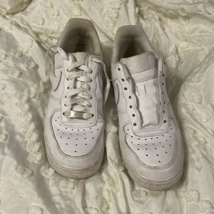 Used Nike Air Force 1